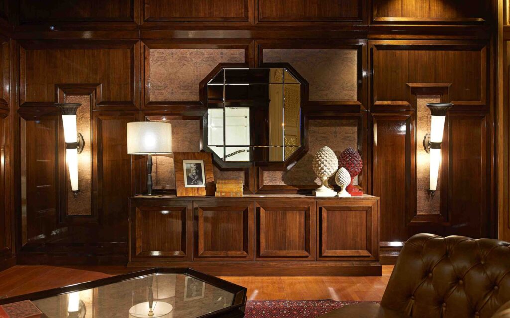 Timeless wooden home decor for modern interiors